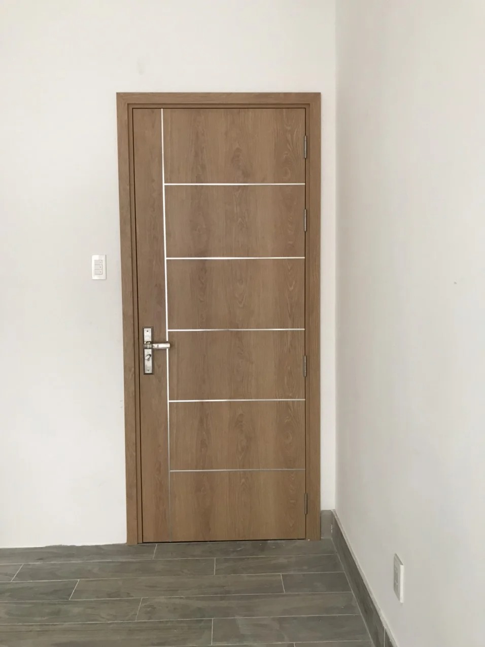 Top 5 mẫu cửa gỗ MDF hiện đại đẹp nhất 2025, xu hướng được ưa chuộng Top 5 mẫu cửa gỗ MDF hiện đại đẹp nhất 2025, xu hướng được ưa chuộng