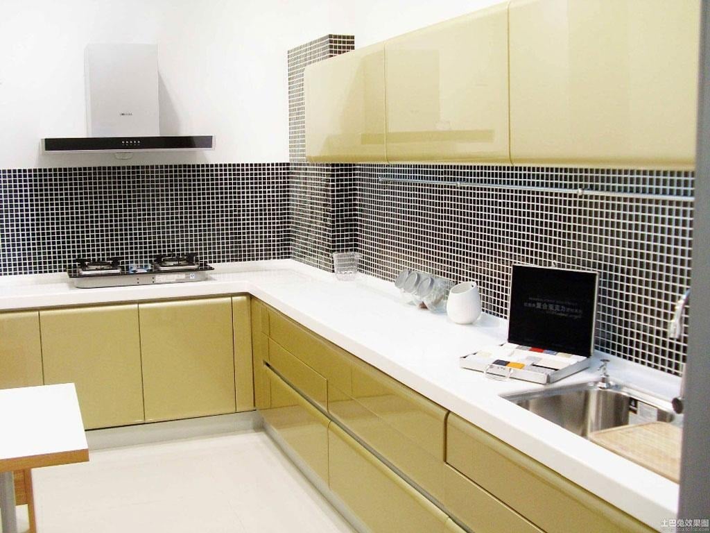 Tủ bếp Acrylic chữ L l&agrave; g&igrave;? Ưu điểm, k&iacute;ch thước ti&ecirc;u chuẩn v&agrave; b&aacute;o gi&aacute;