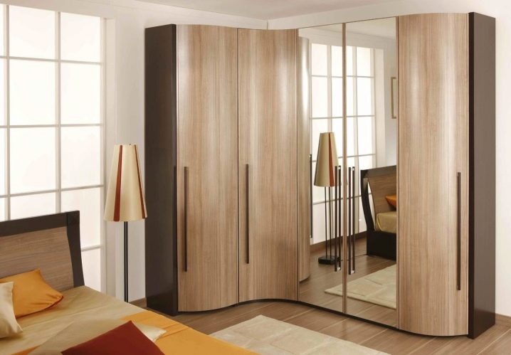 Tủ quần áo có gương bên trong đẹp, tiện lợi, sang trọng, chuẩn xu hướng Tủ quần áo có gương bên trong đẹp, tiện lợi, sang trọng, chuẩn xu hướng