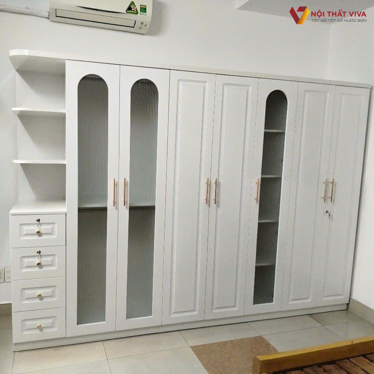 Tuyển chọn mẫu tủ áo tân cổ điển cánh kính sang trọng, đẳng cấp 