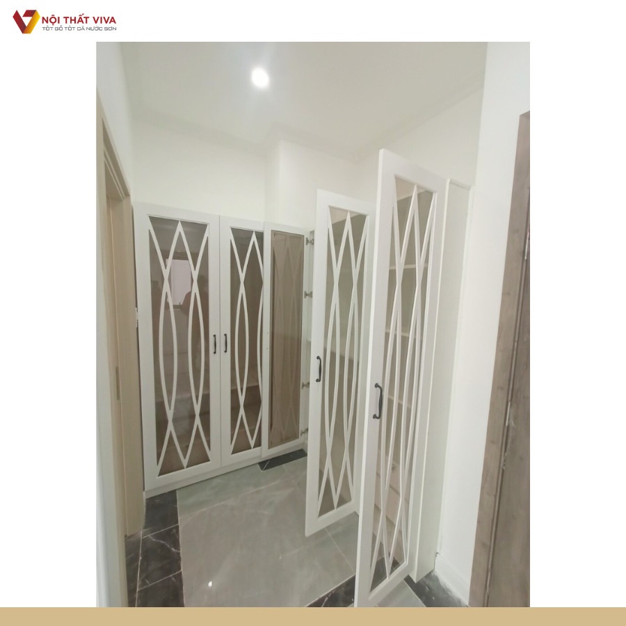 Tuyển chọn mẫu tủ áo tân cổ điển cánh kính sang trọng, đẳng cấp 