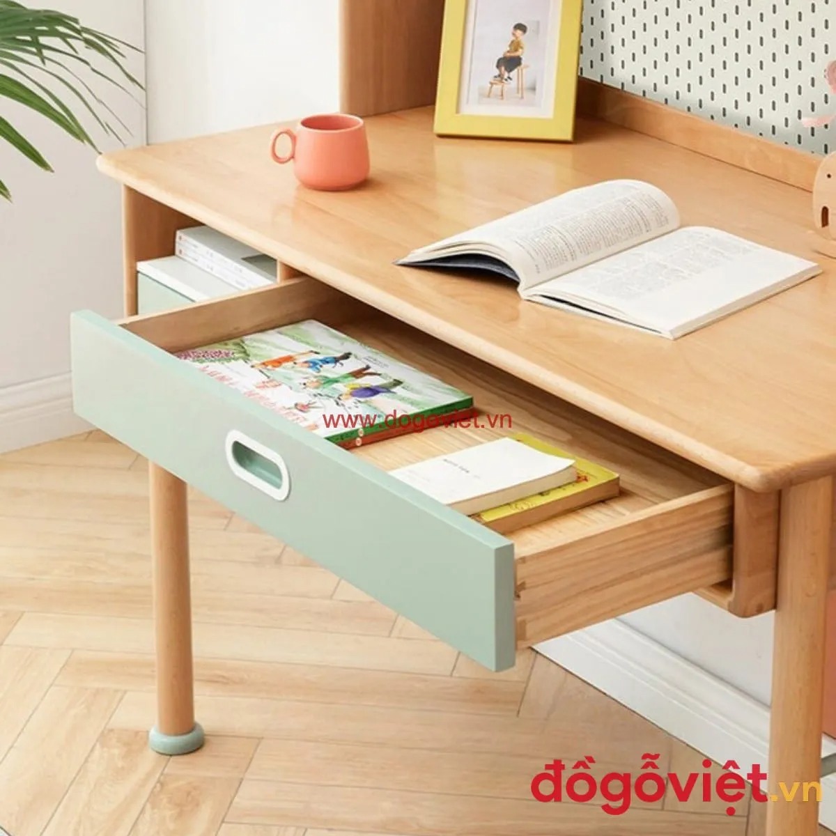 Xu hướng chọn bàn học sinh bằng gỗ đẹp, bền và an toàn theo từng độ tuổi