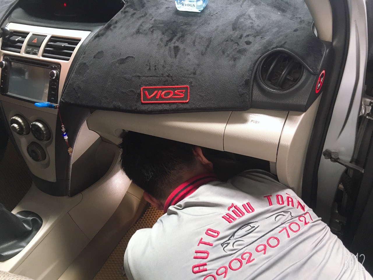 Tại sao nên bảo dưỡng vệ sinh dàn lạnh của xe hơi?