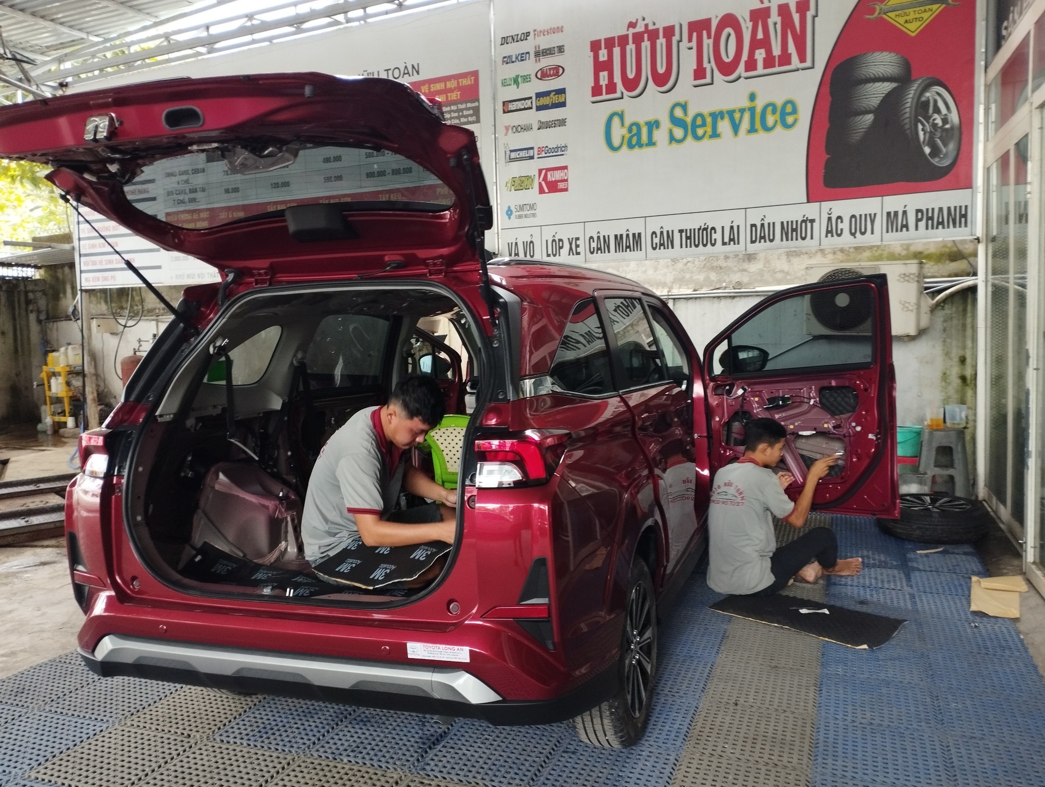 hệ thống cách âm trong ô tô