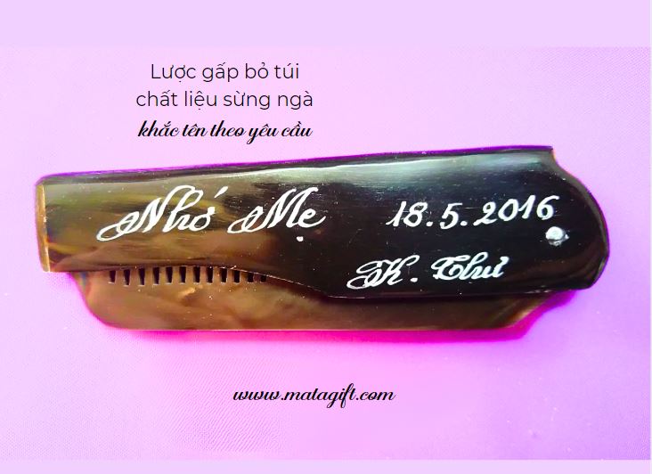 Lược sừng gấp bỏ túi xinh xắn Lược sừng gấp bỏ túi xinh xắn