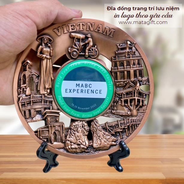 Đĩa đồng trang trí lưu niệm Việt Nam in logo theo yêu cầu Đĩa đồng trang trí lưu niệm Việt Nam in logo theo yêu cầu