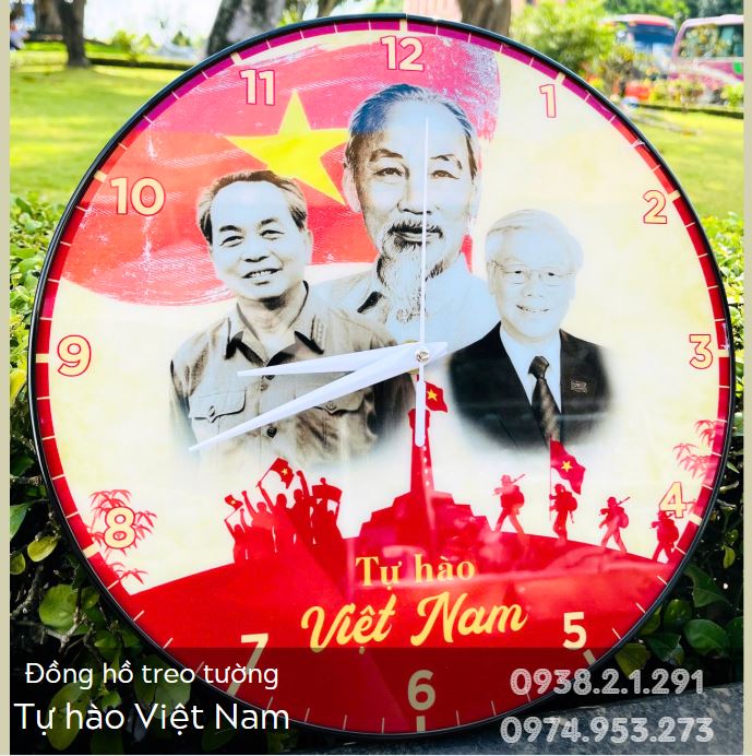 Đồng hồ treo tường in hình Bác Hồ, Bác Giáp, Bác Trọng - Tự hào Việt Nam Đồng hồ treo tường in hình Bác Hồ, Bác Giáp, Bác Trọng - Tự hào Việt Nam