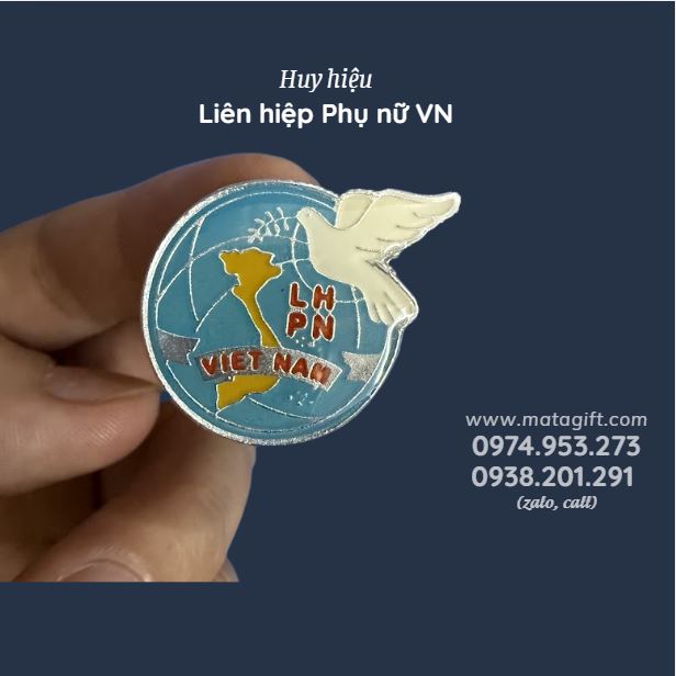 Huy hiệu Hội Liên hiệp Phụ nữ Việt Nam Huy hiệu Hội Liên hiệp Phụ nữ Việt Nam