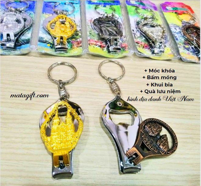 Móc khóa đa năng kết hợp bấm móng tay và đồ khui nắp lưu niệm Việt Nam Móc khóa đa năng kết hợp bấm móng tay và đồ khui nắp lưu niệm Việt Nam