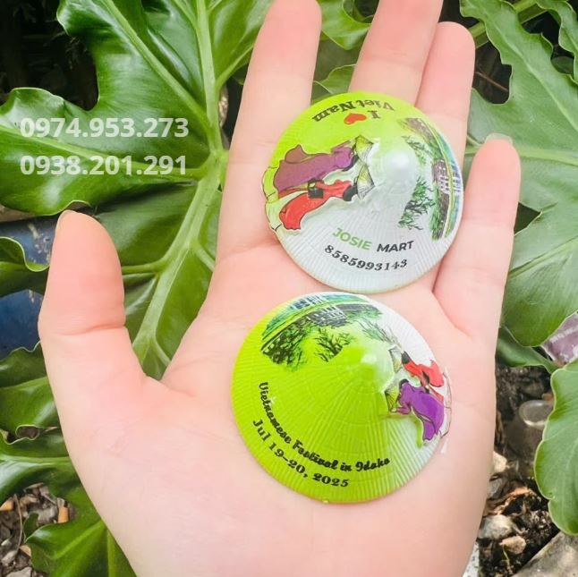 Móc khoá nón lá Việt Nam in logo theo yêu cầu nhanh rẻ đẹp Móc khoá nón lá Việt Nam in logo theo yêu cầu nhanh rẻ đẹp