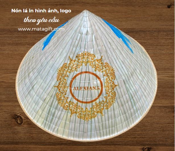 Nón lá in hình ảnh logo công ty giá rẻ làm quà tặng khách du lịch Nón lá in hình ảnh logo công ty giá rẻ làm quà tặng khách du lịch