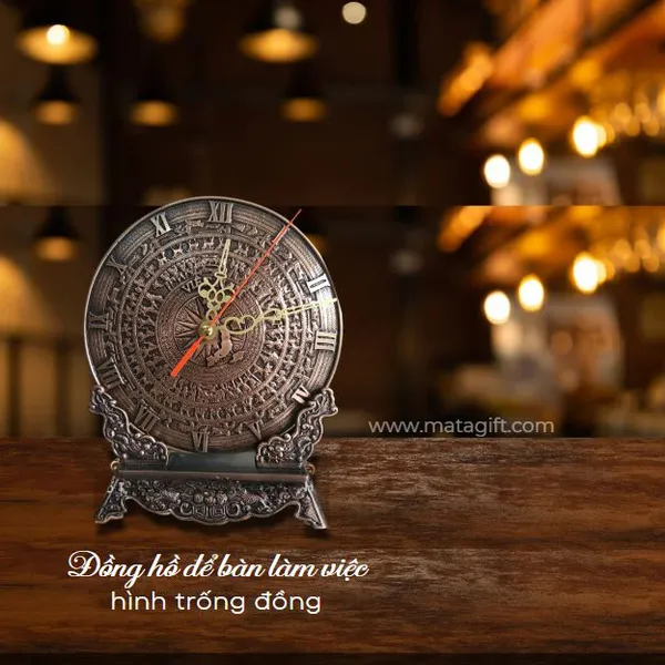 Đồng hồ để bàn họa tiết trống đồng Đông Sơn