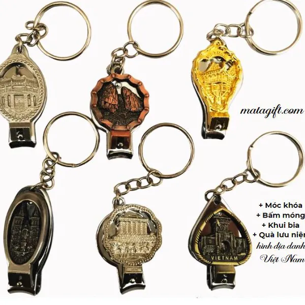 Móc khóa đa năng kết hợp bấm móng tay và đồ khui nắp