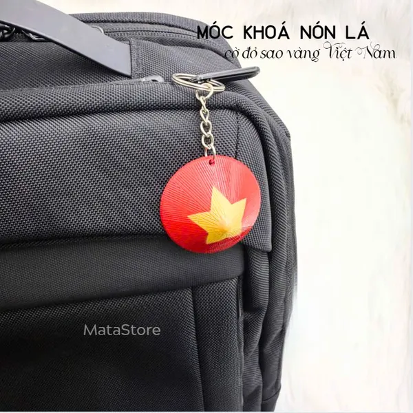 Móc khóa Nón lá Cờ đỏ sao vàng Việt Nam quà tặng ý nghĩa tự hào dân tộc