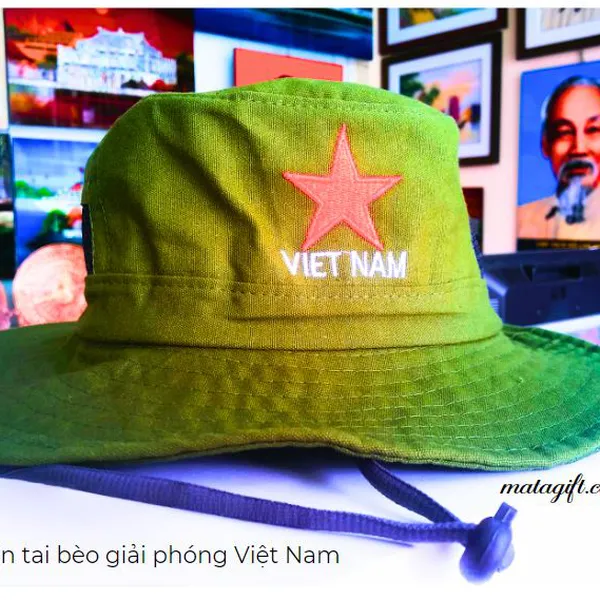 Nón tai bèo giải phóng Việt Nam