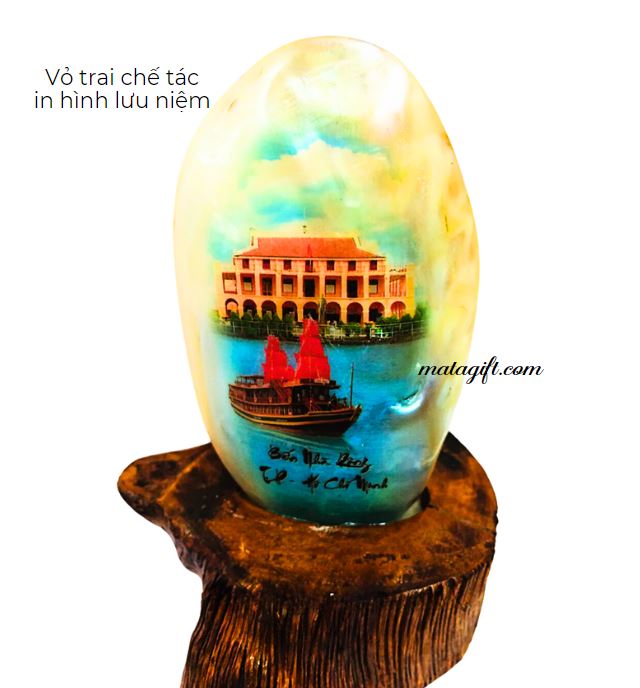 Vỏ trai chế tác in hình ảnh lưu niệm quà tặng độc đáo và ý nghĩa Vỏ trai chế tác in hình ảnh lưu niệm quà tặng độc đáo và ý nghĩa