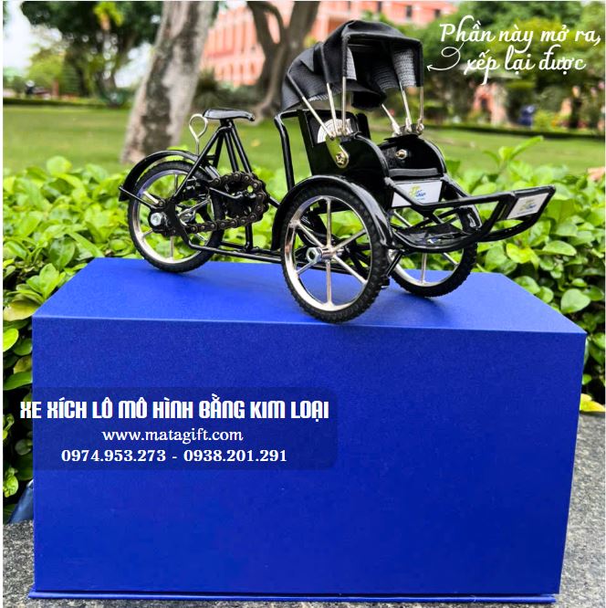 Mô hình xích lô bằng kim loại làm quà tặng độc đáo ý nghĩa Mô hình xích lô bằng kim loại làm quà tặng độc đáo ý nghĩa