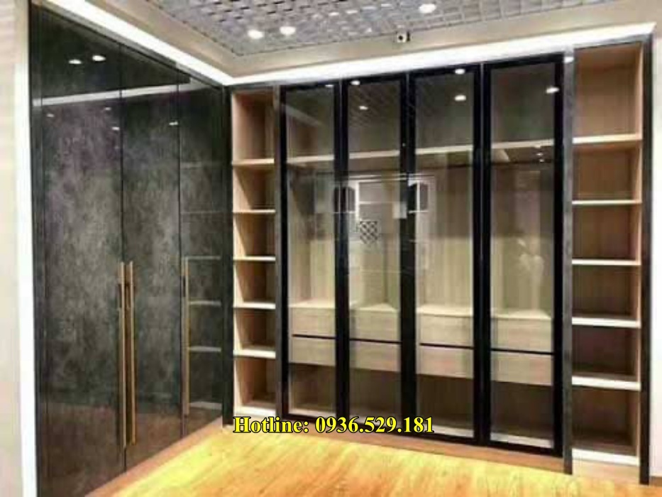 tu nhom quan ao cua lua