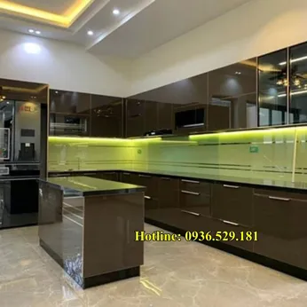 Báo Giá Tủ Bếp Nhôm Kính 2025 | Cách Tính Chi Phí Chi Tiết tại Bình Dương - Hotline 0936.529.181