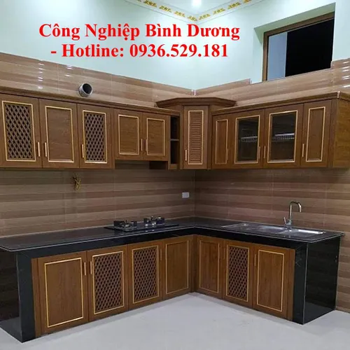TỦ BẾP NHÔM KÍNH HÌNH CHỮ L 