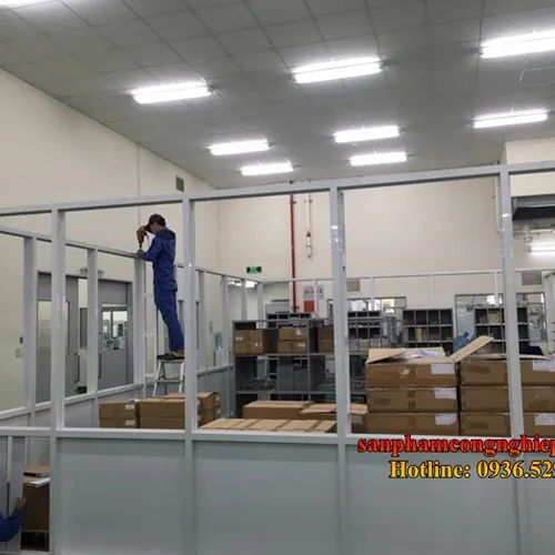 Vách Ngăn Nhôm Kính: Giải Pháp Phân Chia Không Gian Hiện Đại & Báo Giá Thi Công 2025 - Hotline 0936.529.181 