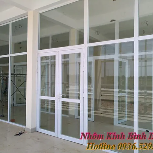 VÁCH NGĂN NHÔM KÍNH - THI CÔNG TỪ CÔNG TY CÔNG NGHIỆP BÌNH DƯƠNG UY TÍN VÀ BẢO HÀNH LÂU DÀI - HOTLINE 0936.529.181