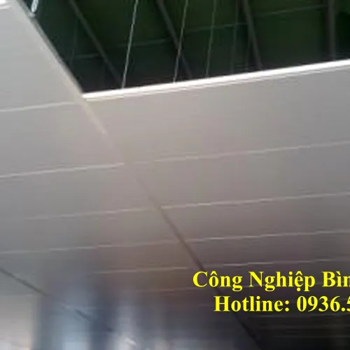 VÁCH NGĂN PANEL - THI CÔNG VÁCH NGĂN CHO VĂN PHÒNG, NHÀ Ở, HÃNG XƯỞNG...TOÀN QUỐC 