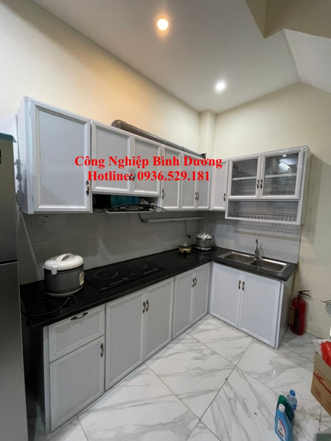 tủ bếp nhôm