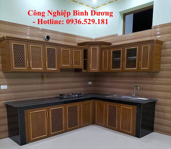 tủ bếp nhôm kính