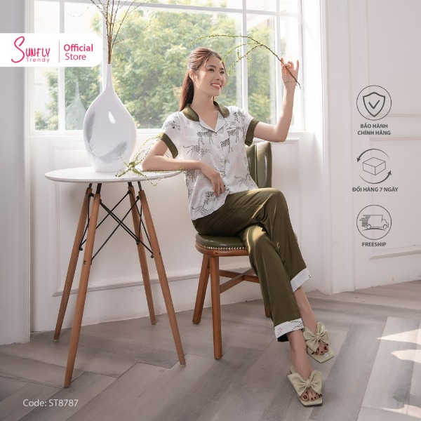 Bộ Đồ Mặc Nhà Nữ Pijamas Lụa Sunfly Áo Cộc - Quần Dài Xanh rêu Bộ Đồ Mặc Nhà Nữ Pijamas Lụa Sunfly Áo Cộc - Quần Dài Xanh rêu