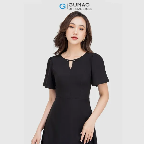 Đầm cổ xẻ phối nút thời trang GUMAC
