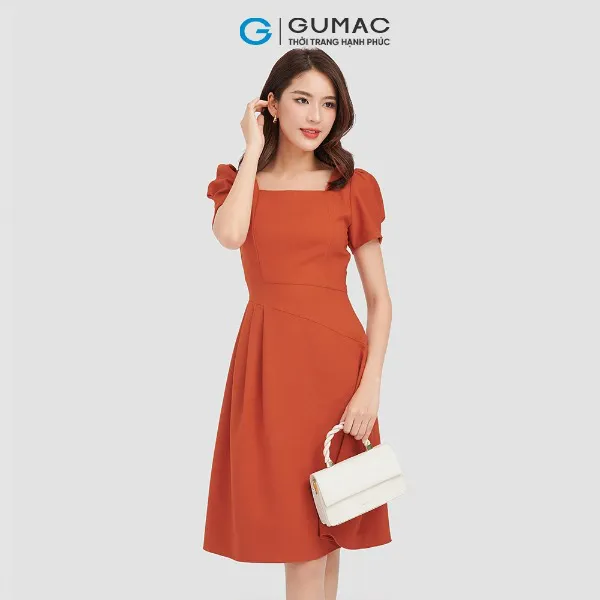 Đầm công sở nữ cổ U xếp eo thời trang GUMAC dáng ôm