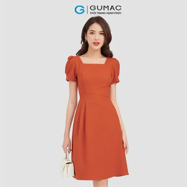 Đầm công sở nữ cổ U xếp eo thời trang GUMAC dáng ôm
