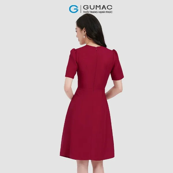 Đầm nữ thời trang GUMAC màu đen dáng chữ A phối cổ vest