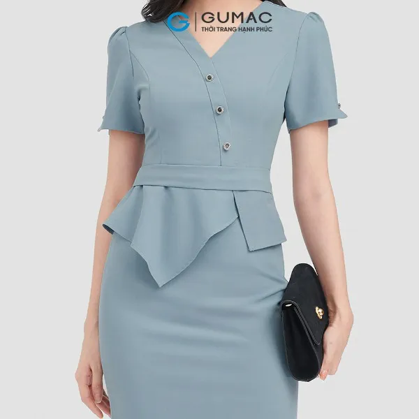 Đầm peplum đính nút GUMAC vải kaki thun 1 lớp cổ gắn tay ngắn màu xanh cam