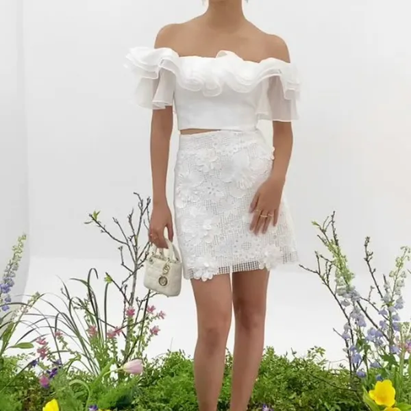 Váy ren nữ MARC FASHION hoa 3D mini form A