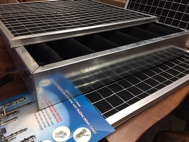 Khung lọc khí than hoạt tính carbon dạng phẳng giá rất cạnh tranh