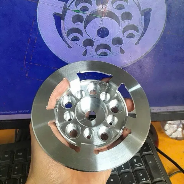 Gia công cơ khí chính xác theo yêu cầu