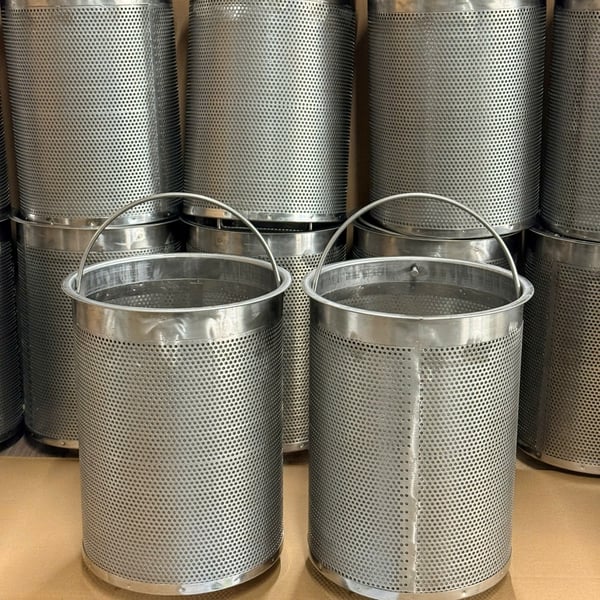 Rổ lọc inox đục lỗ 3mm dày 1mm lưới trong 40 mesh