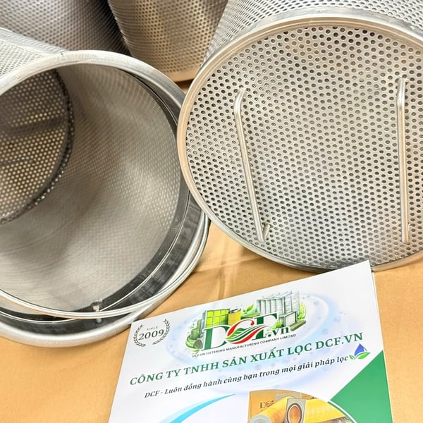 Rổ lọc inox đục lỗ 3mm dày 1mm lưới trong 40 mesh