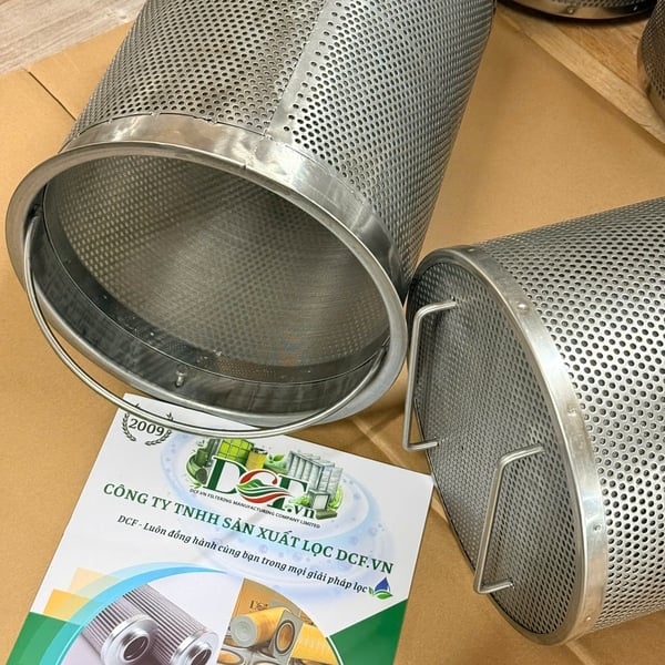 Rổ lọc inox đục lỗ 3mm dày 1mm lưới trong 40 mesh