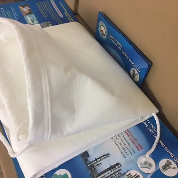 May túi lọc bụi Polyester bằng vải PE500