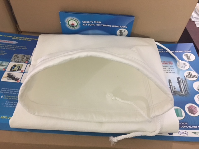 May túi lọc bụi Polyester bằng vải PE500