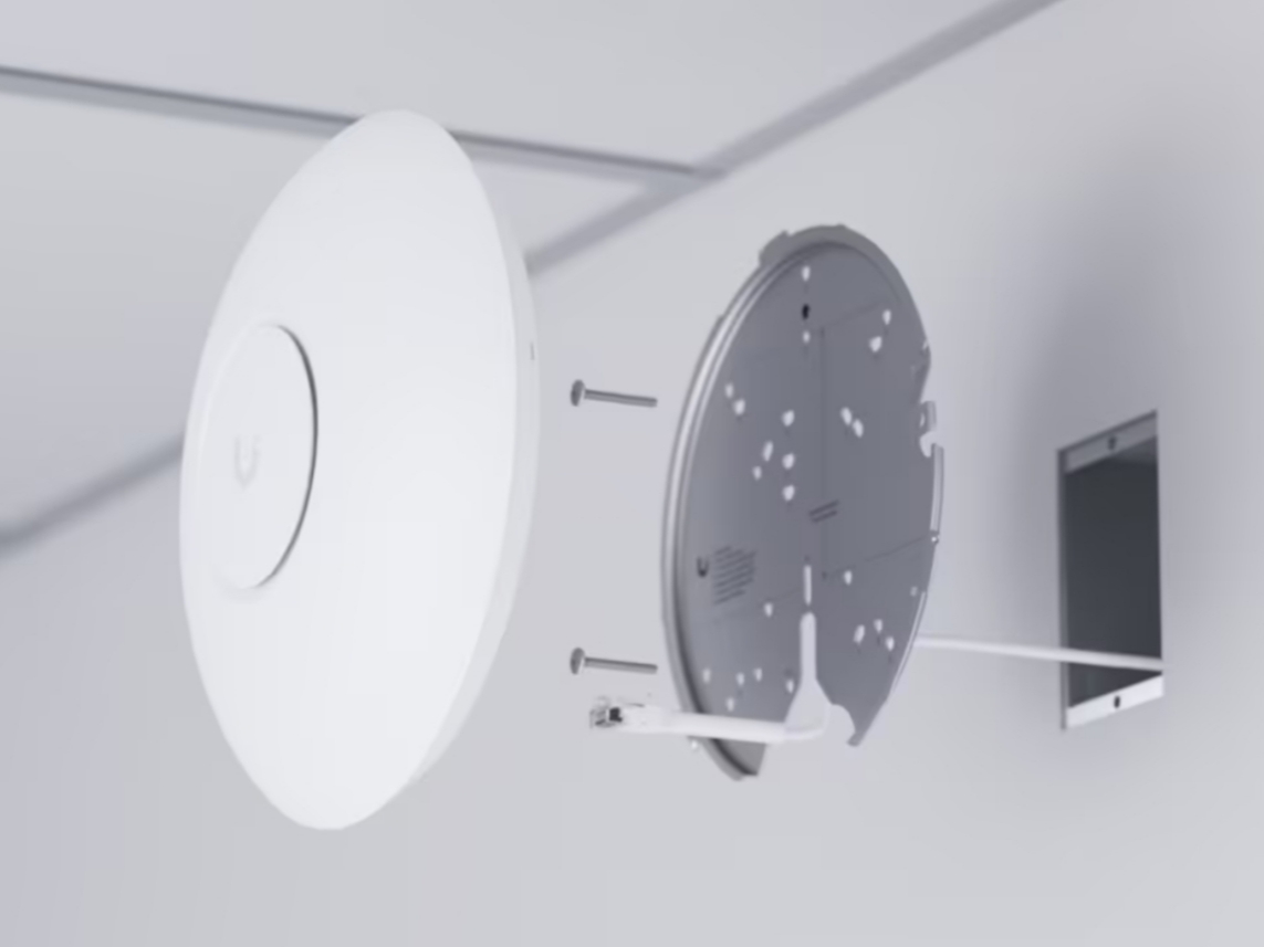 Chi tiết cách lắp đặt UniFi U7 Pro Max ốp tường
