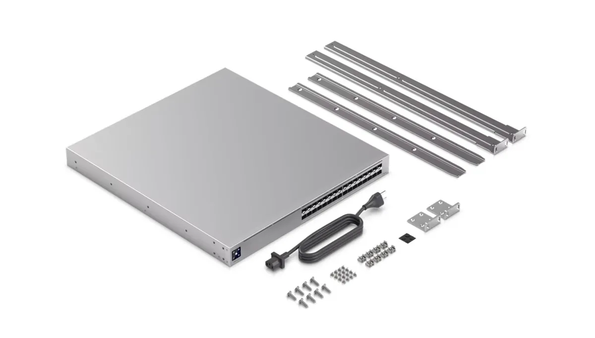 Phụ kiện USW-Pro-XG-Aggregation: ray trượt rack, dây nguồn, tai rack, ốc vít Phụ kiện USW-Pro-XG-Aggregation: ray trượt rack, dây nguồn, tai rack, ốc vít