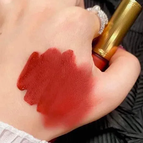 Son Kem Gucci 521 Nellie Cherrie Rouge À Lèvres Liquid Matte Màu Đỏ Gạch