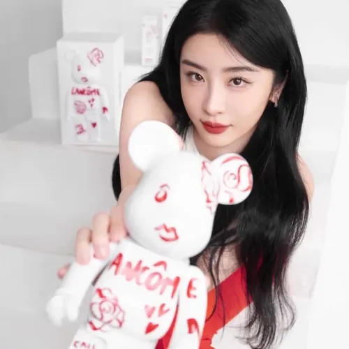 Son Lancome x Bearbrick 299 French Cashmere ( Phiên Bản Giới Hạn )