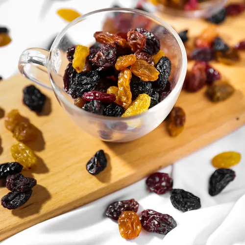 Nho Khô Hỗn Hợp Sunview Raisins Hộp 425g