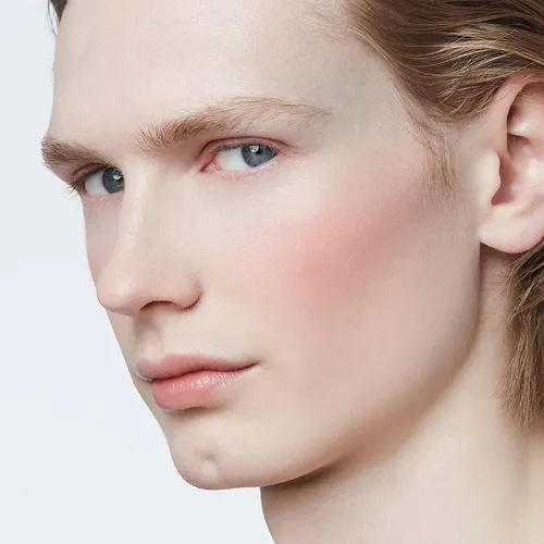 Phấn Má Hồng Gucci Blush De Beauté Màu 01 Silky Rose