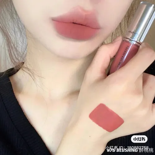 Son Kem MAC Locked Kiss Ink 24HR Màu 76 Blushing Giữ Màu 24h